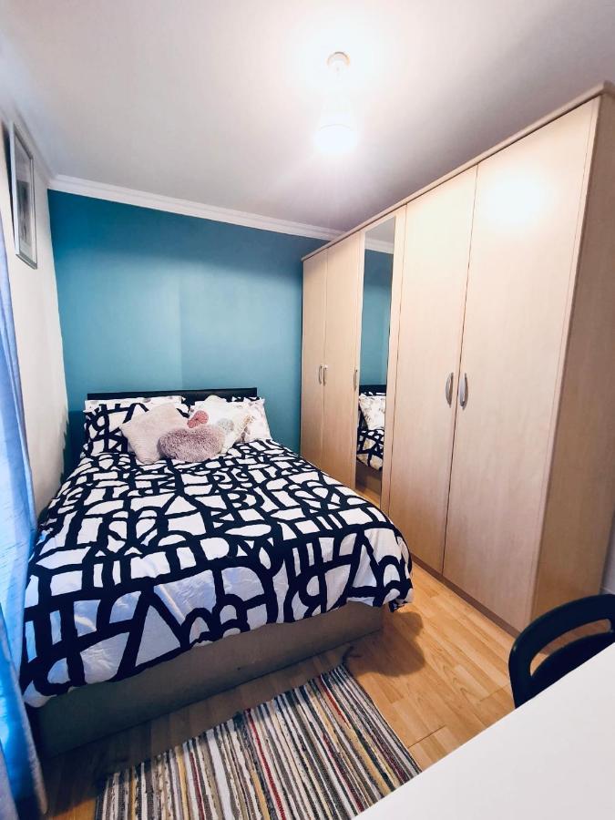 Stunning 3 Bedroom Flat In Stockwell 런던 외부 사진